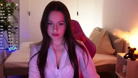 secret_eve online show from 12/18/24, 03:58