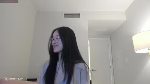 Snapshot of secretgirlfriendxo chatting on 02/05/25, 11:55 Angela online show from 02/05/25, 11:55