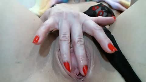 SecretLisa online show from 02/04/25, 05:34