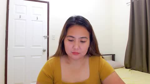 Snapshot of secretlover010101 chatting on 12/10/24, 02:27 MILAN online show from 12/10/24, 02:27