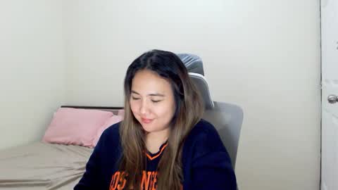 Snapshot of secretlover010101 chatting on 02/19/25, 01:39 MILAN online show from 02/19/25, 01:39