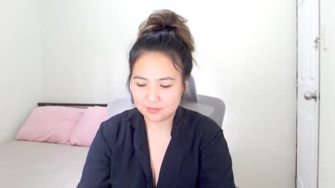 Snapshot of secretlover010101 chatting on 02/26/25, 06:15 MILAN online show from 02/26/25, 06:15