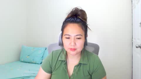 Snapshot of secretlover010101 chatting on 03/12/25, 05:35 MILAN online show from 03/12/25, 05:35