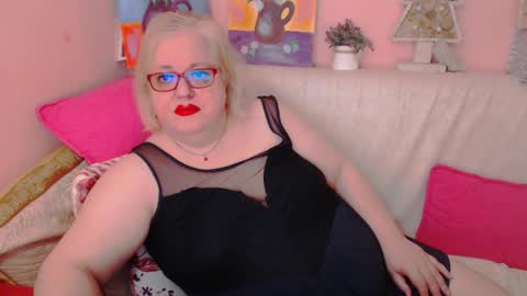 Snapshot of secretloverbbw chatting on 01/08/26, 08:44 Alice online show from 01/08/26, 08:44