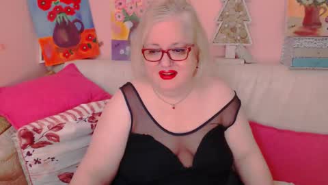 Snapshot of secretloverbbw chatting on 01/13/26, 08:14 Alice online show from 01/13/26, 08:14
