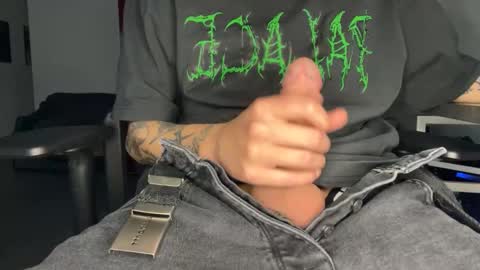 secretlust96 online show from 11/18/25, 11:25