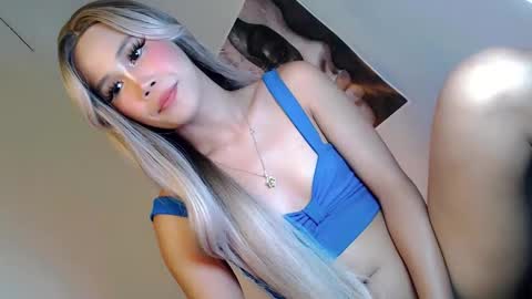 YU RI online show from 04/23/26, 09:52