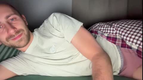 seducemepleae online show from 12/14/25, 10:03