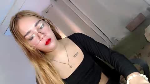 seducing_angela online show from 10/22/25, 01:28