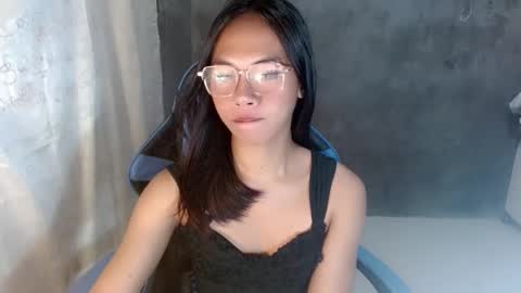 Snapshot of seducive_thea chatting on 03/02/26, 11:39 seducive_thea online show from 03/02/26, 11:39