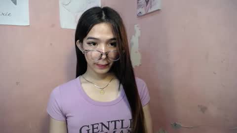 JUST CALL ME ABIA  online show from 02/17/25, 09:13