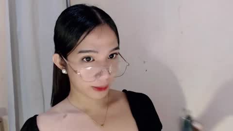 Snapshot of seductive_abia chatting on 06/29/26, 10:37 JUST CALL ME ABIA online show from 06/29/26, 10:37
