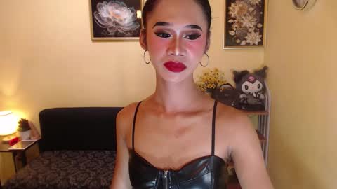 Snapshot of seductive_ashly chatting on 10/05/25, 02:43 ashly online show from 10/05/25, 02:43