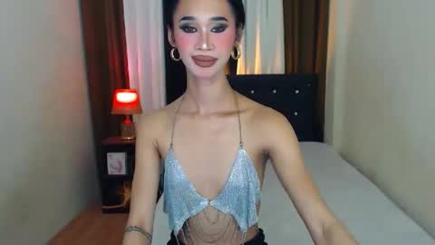 Snapshot of seductive_ashly chatting on 05/08/26, 02:11 ashly online show from 05/08/26, 02:11