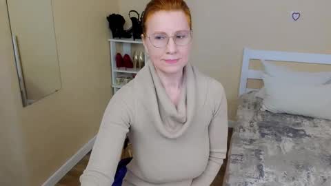 seductive_foxy_ online show from 03/16/26, 05:44