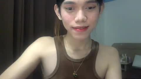 Snapshot of seductive_nessie chatting on 11/25/25, 09:53 seductive_nessie online show from 11/25/25, 09:53