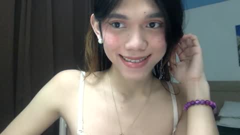 Snapshot of seductive_nessie chatting on 11/28/25, 10:29 seductive_nessie online show from 11/28/25, 10:29