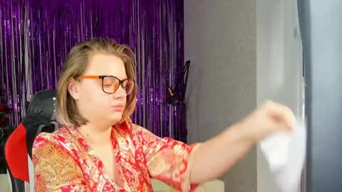 Snapshot of seductive_she_wolf chatting on 01/26/25, 09:29 seductive_she_wolf online show from 01/26/25, 09:29