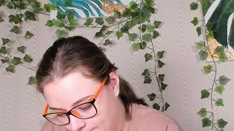 Snapshot of seductive_she_wolf chatting on 10/19/25, 10:05 seductive_she_wolf online show from 10/19/25, 10:05