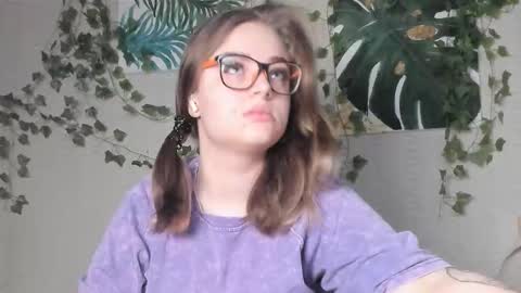 Snapshot of seductive_she_wolf chatting on 11/29/25, 03:20 seductive_she_wolf online show from 11/29/25, 03:20