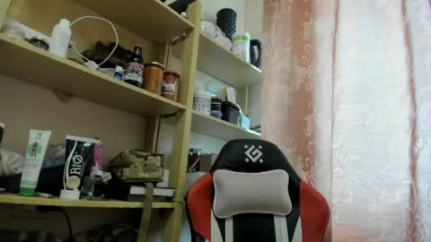 Snapshot of seductive_she_wolf chatting on 05/16/26, 07:27 seductive_she_wolf online show from 05/16/26, 07:27