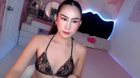 Vanessa online show from 05/16/26, 12:07