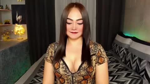 Snapshot of seductiveangelts69 chatting on 02/22/25, 02:39 Angel online show from 02/22/25, 02:39