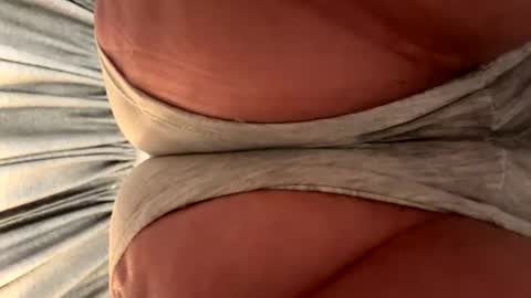 Snapshot of seductivekittydeluxe chatting on 11/05/25, 09:53 seductivekittydeluxe online show from 11/05/25, 09:53