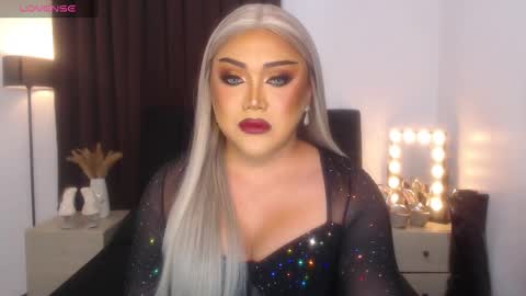 Natalie Mefford online show from 02/19/25, 10:31