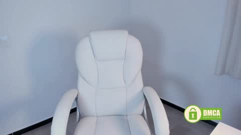 Snapshot of seductivelvet chatting on 12/11/24, 01:26 Arihana online show from 12/11/24, 01:26