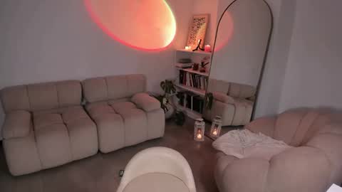 Snapshot of seductivelvet chatting on 10/10/25, 12:53 Arihana online show from 10/10/25, 12:53