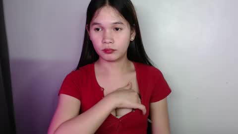 Snapshot of seductivemegoftheworld_ chatting on 12/03/24, 04:39 MEG online show from 12/03/24, 04:39