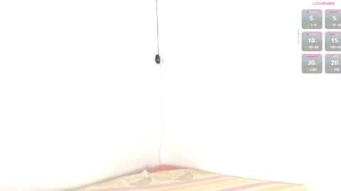 Estefany online show from 04/22/26, 01:01