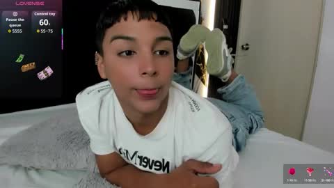 seductivo online show from 10/06/25, 03:48