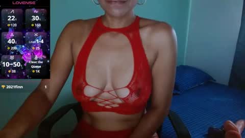 Snapshot of seductress_malia chatting on 06/03/26, 01:36 seductress_malia online show from 06/03/26, 01:36