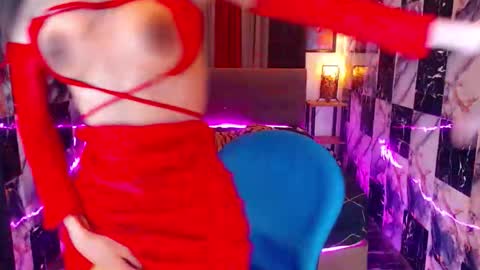 Snapshot of seductresskatarina chatting on 02/03/26, 09:42 KATARINA LUST online show from 02/03/26, 09:42