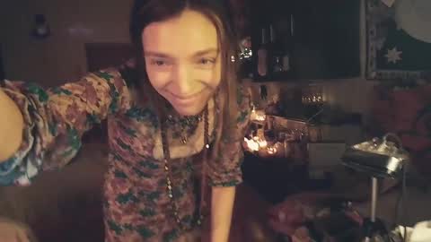 Snapshot of see_ur_smile_ chatting on 12/16/24, 09:31 Lisa online show from 12/16/24, 09:31