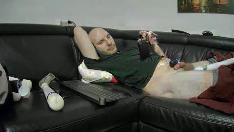 Snapshot of seeebi chatting on 01/08/25, 05:59 Sebastian online show from 01/08/25, 05:59