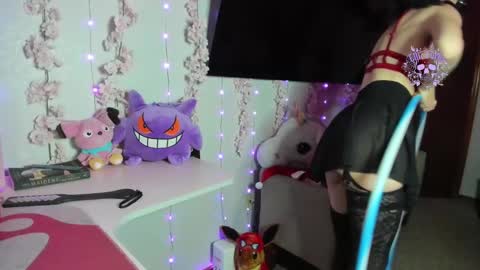 Snapshot of seeellieplay100 chatting on 12/23/24, 12:46 Ellie Fuchs online show from 12/23/24, 12:46