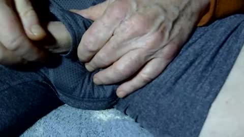 seeus24 online show from 02/16/25, 05:15