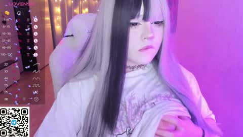 Selena  online show from 02/05/26, 04:39