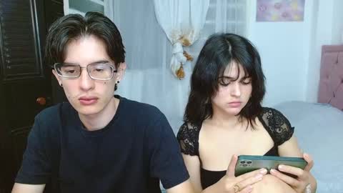 Snapshot of selena_and_andress chatting on 09/18/25, 10:39 Selena Andress online show from 09/18/25, 10:39