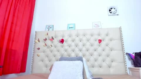 selena_beautyy online show from 04/18/26, 08:09