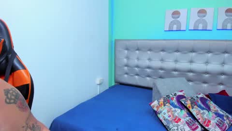 Selena online show from 01/24/25, 09:47