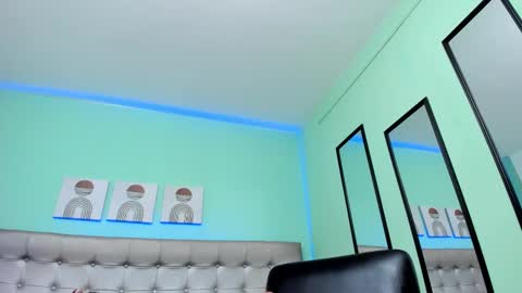 Selena online show from 03/06/25, 10:09