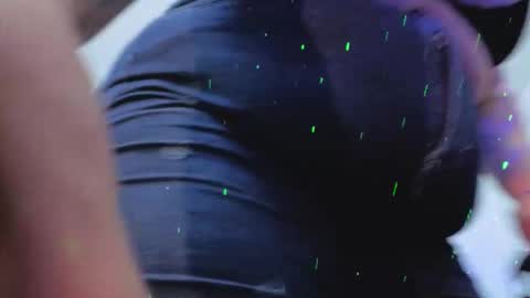 Selena online show from 10/12/25, 05:06