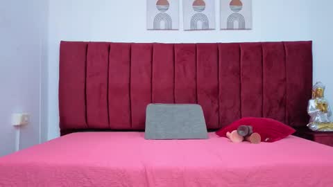 Selena online show from 12/16/25, 11:59