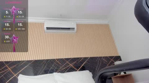 Selena online show from 04/24/26, 02:47