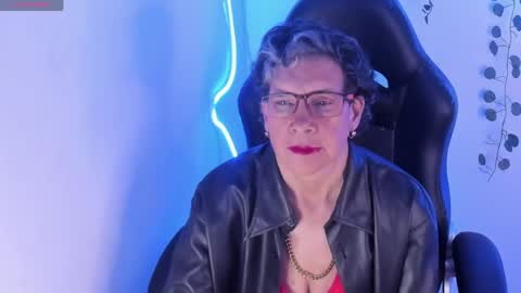 Selena online show from 04/23/26, 12:15