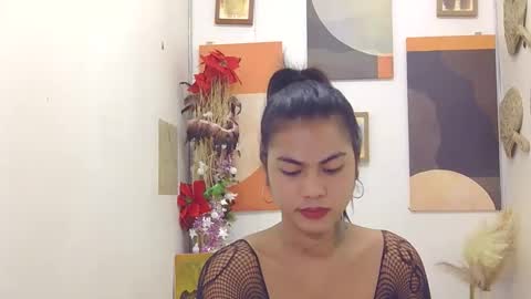 selena_fox2000 online show from 12/18/25, 06:52